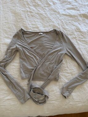 CSB x Isabelle Mathers Wrap Top Light Gray